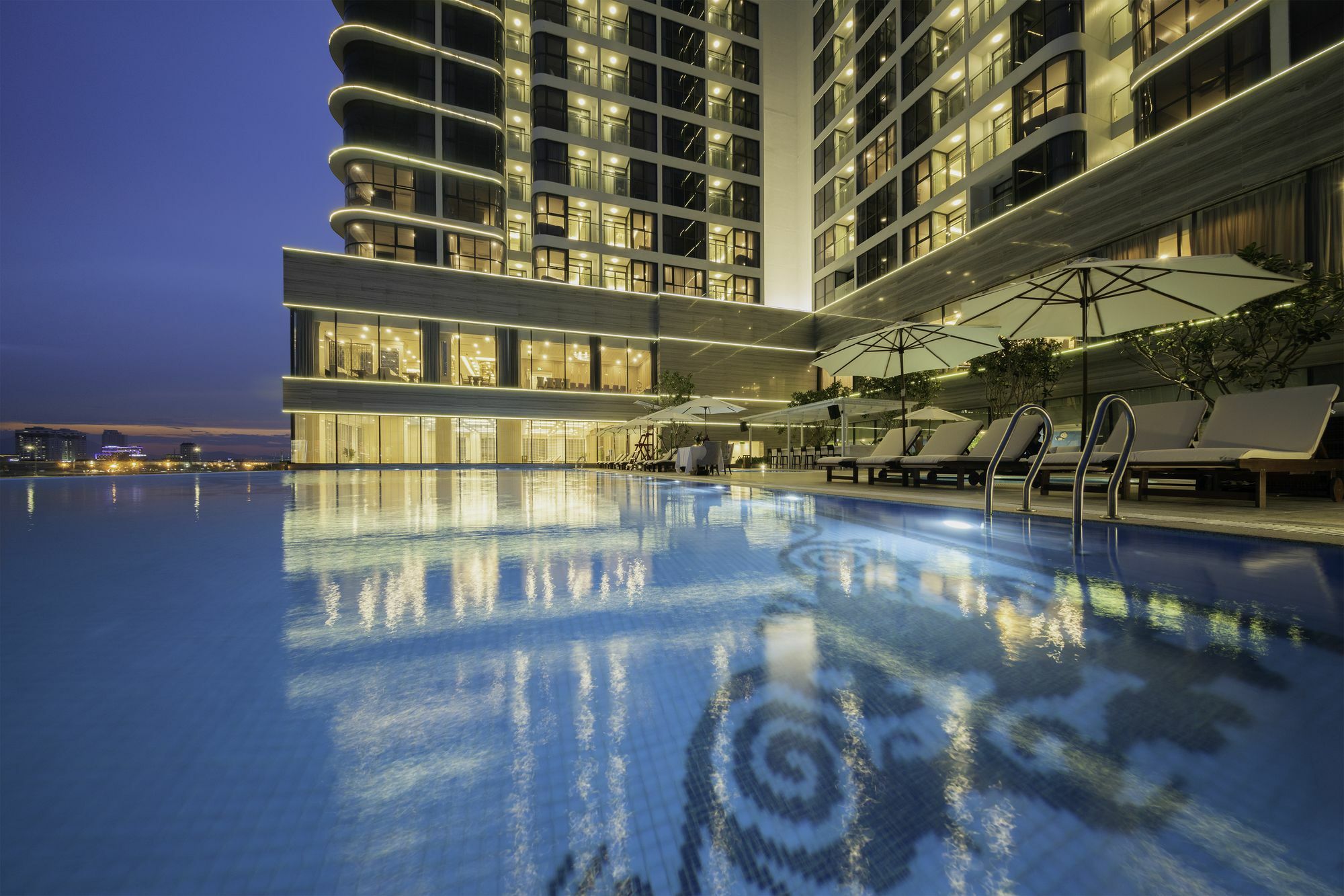 Meliá Vinpearl Danang Riverfront Hotel Luaran gambar